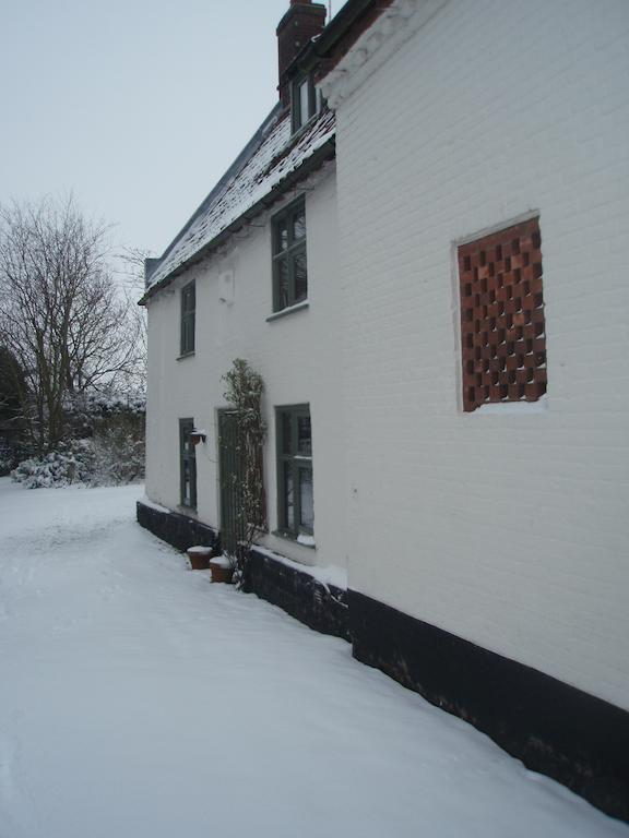 White House Farm Bed and Breakfast Hindolveston Esterno foto