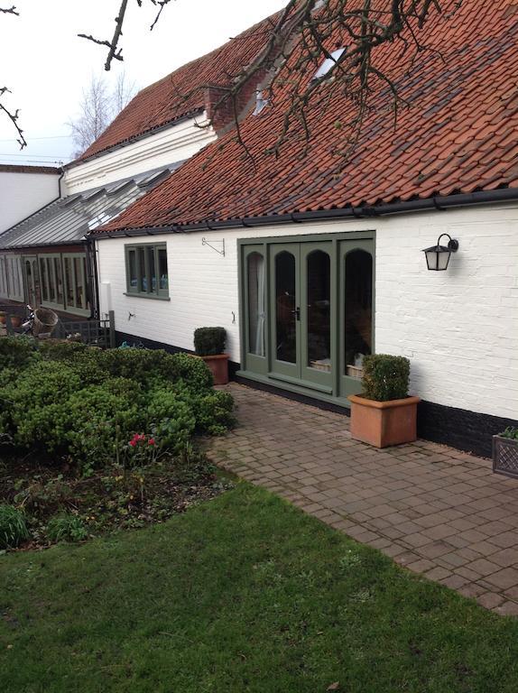 White House Farm Bed and Breakfast Hindolveston Esterno foto